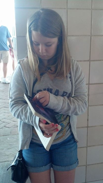 June 2013 Loves to read